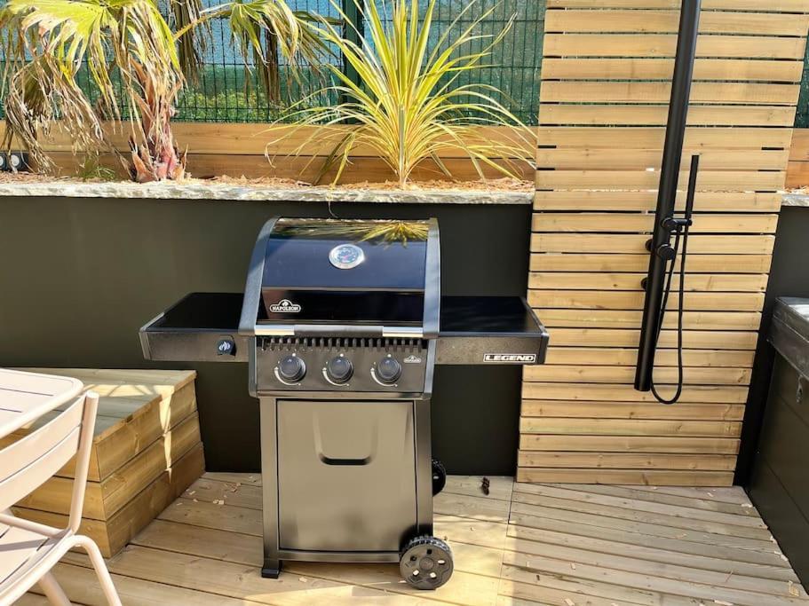 Douceur De Vivre En Bord De Mer - Jacuzzi Et Cheminee Saint-Coulomb Exteriér fotografie