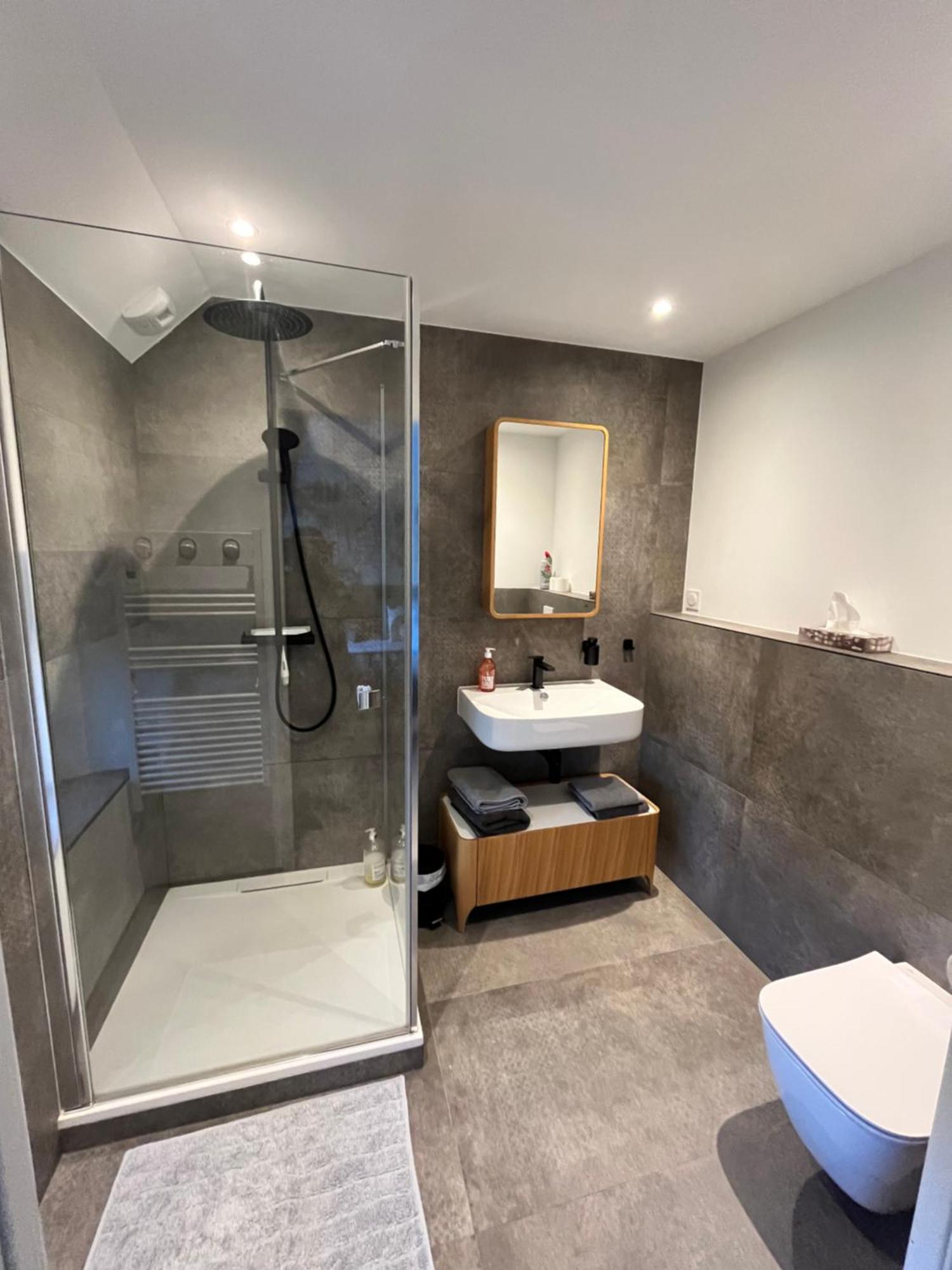 Douceur De Vivre En Bord De Mer - Jacuzzi Et Cheminee Saint-Coulomb Exteriér fotografie